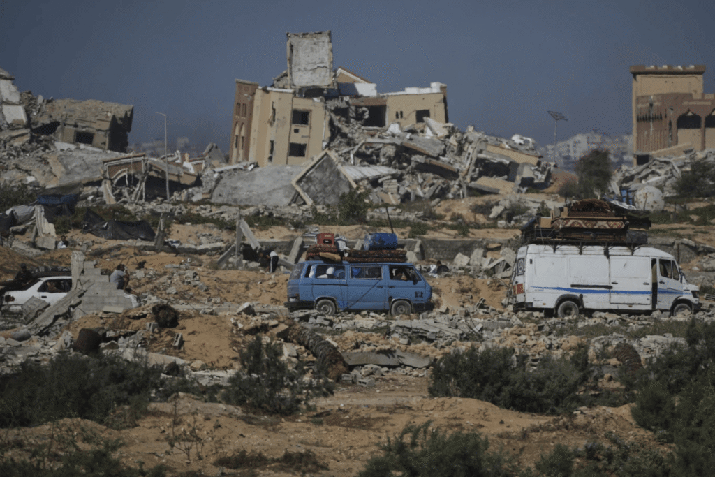 Palestinians fleeing Gaza City