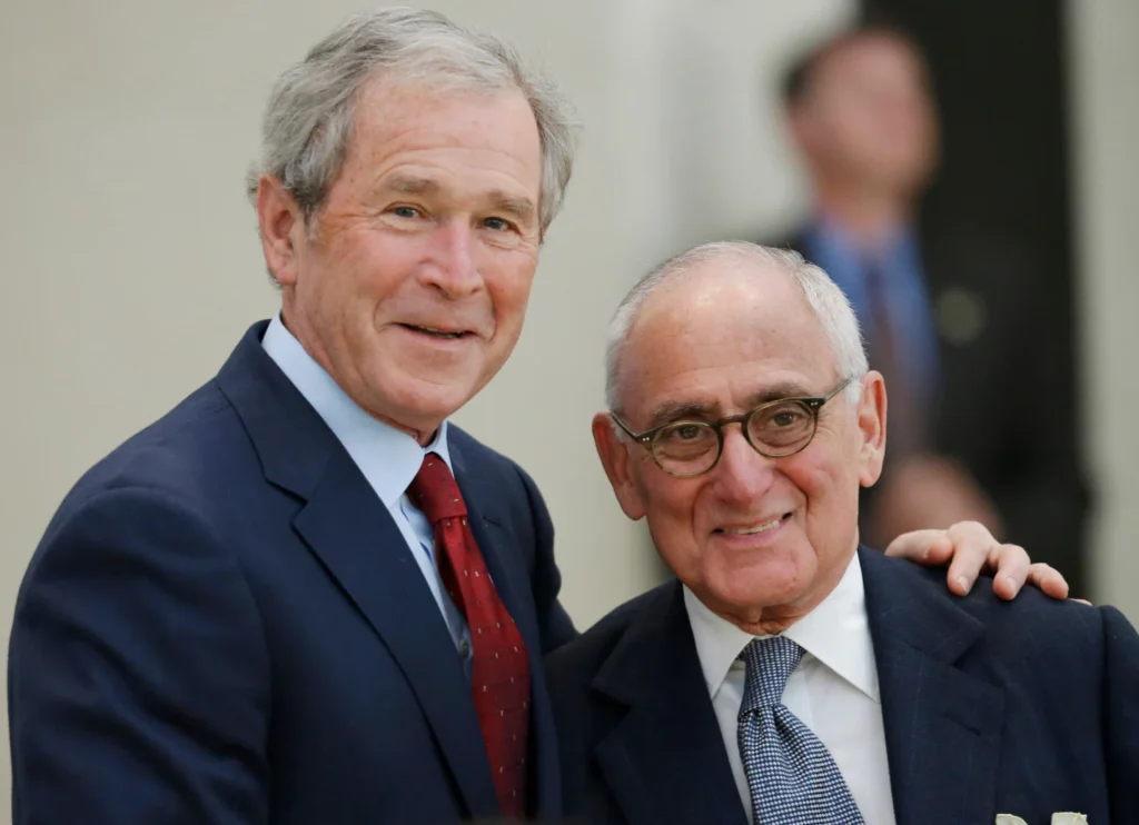 Former President George W. Bush and Robert A.M. Stern, noted American architect