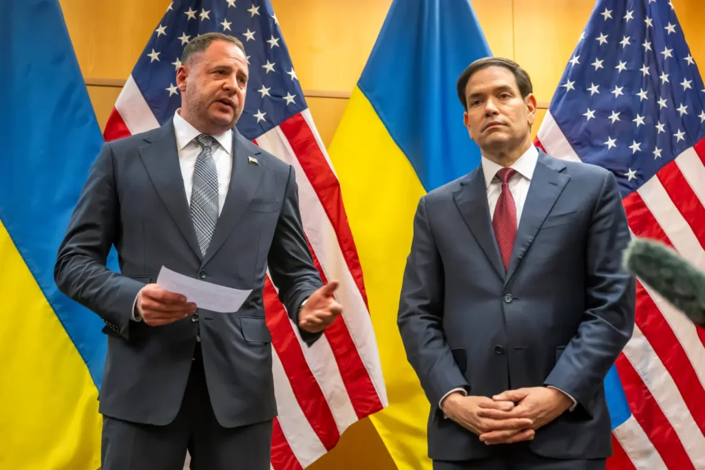 Ukrainian Head of presidential administration Andriy Yermak and US presidential envoy Steve Witkoff and US Secretary of State Marco Rubio talk to press at the US Permanent Mission in Geneva, Switzerland